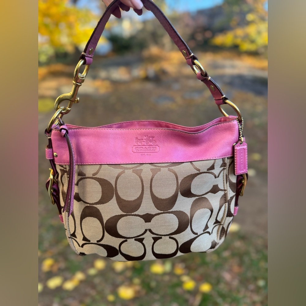 ❌SOLD❌ C O A C H Pink and Tan Signature Shoulder Bag